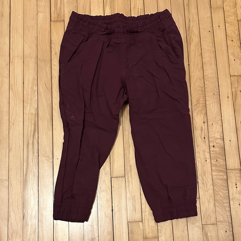 MEC Women's Maroon Elastic-Waist Joggers